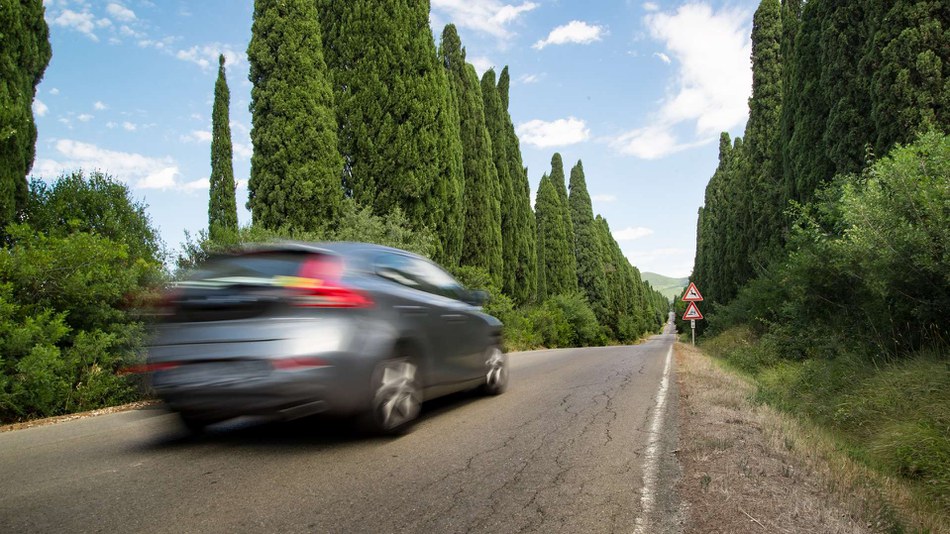 Tax breaks and incentives make Europeans buy cleaner cars 